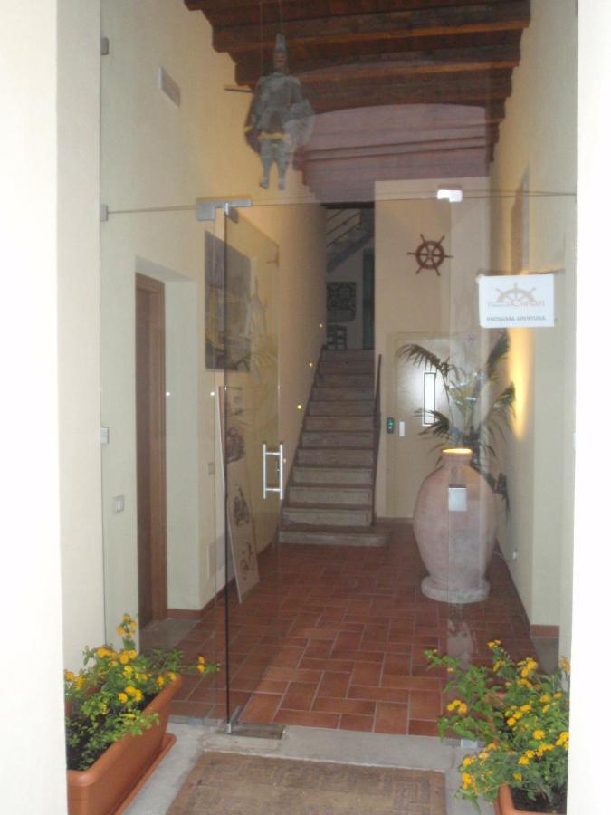 Palazzo Dei Corsari Lejlighedshotel Trapani Eksteriør billede