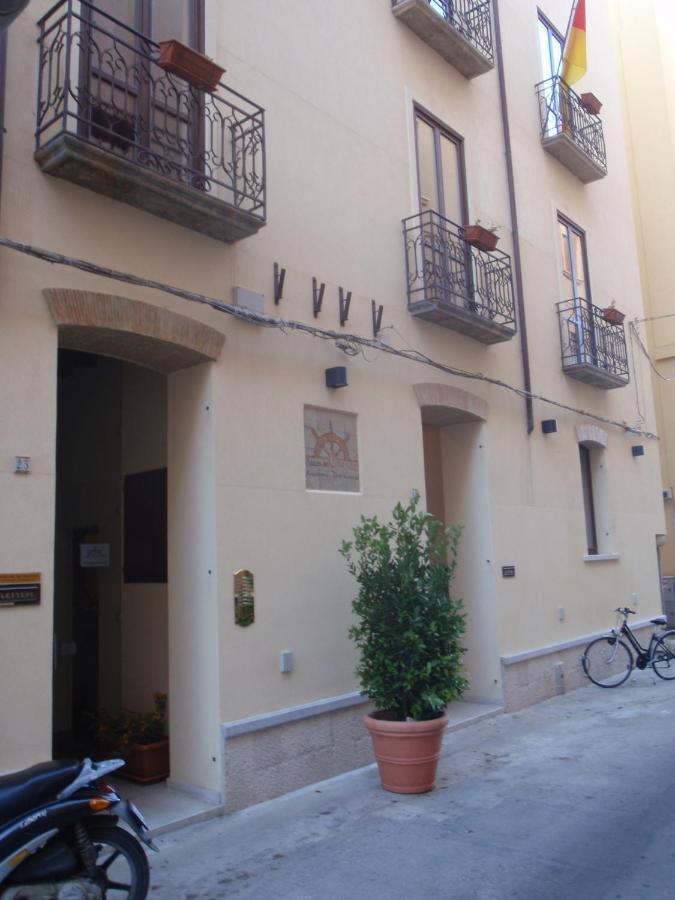 Palazzo Dei Corsari Lejlighedshotel Trapani Eksteriør billede